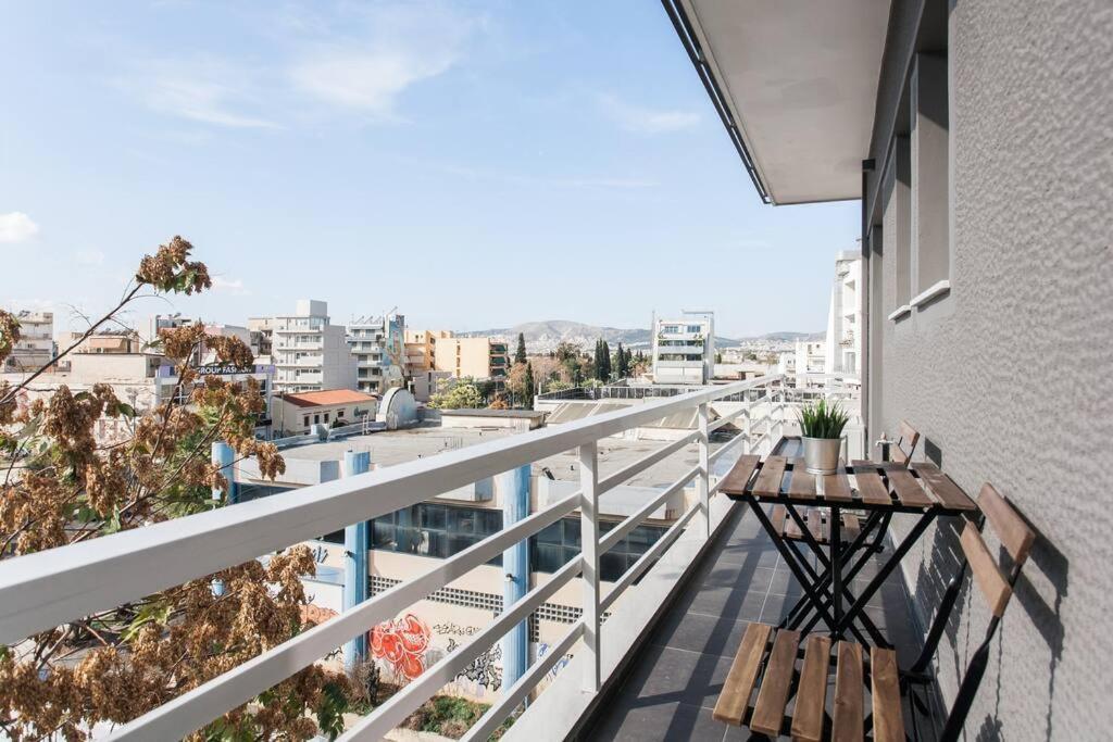 Apartment In Keramikos, Atene Esterno foto