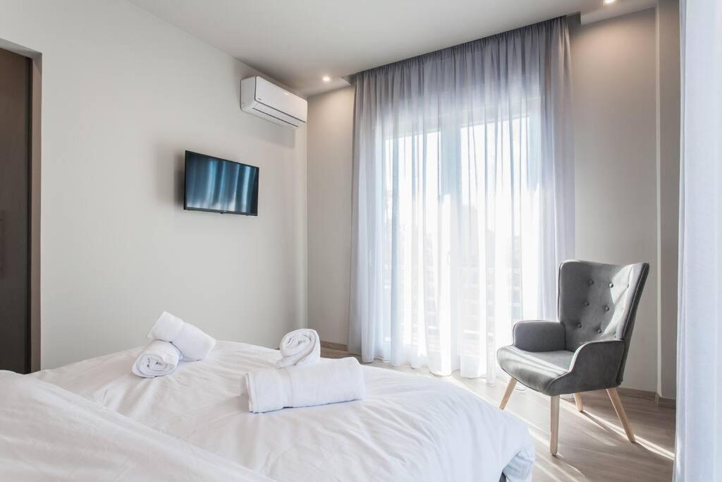 Apartment In Keramikos, Atene Esterno foto
